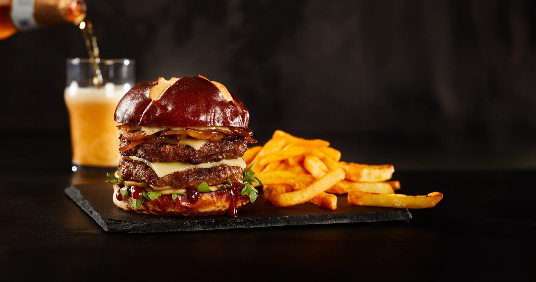 Don Lee Farms pub-style Angus burger for foodservice